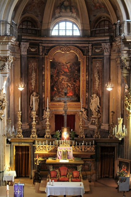 San Maurizio Canavese altare